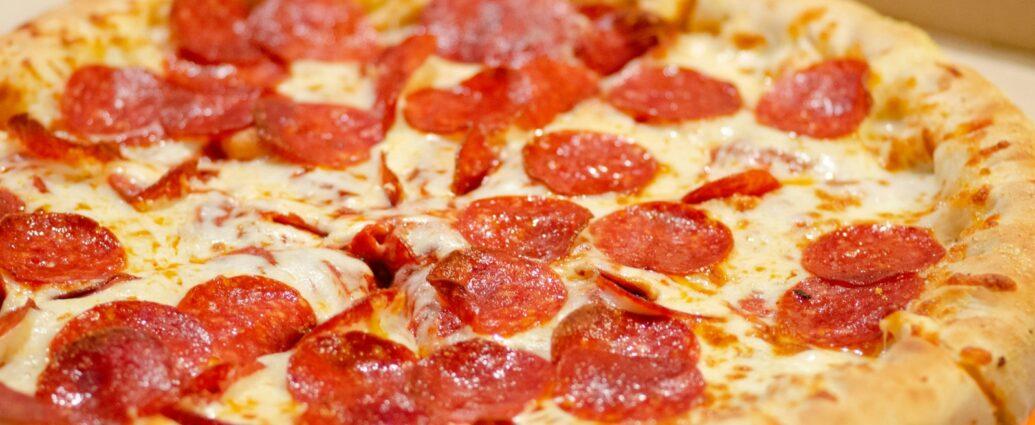 pepperoni pizza